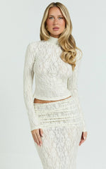 Kathleen Top - Turtle Neck Long Sleeve Jersey Top In Cream